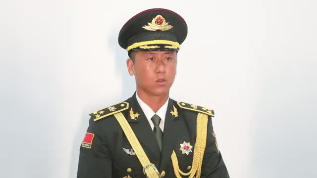九三阅兵3名旗手揭晓关于九三阅兵旗手的揭晓，暂时无法为您提供准确信息。建议您关注官方媒体发布的新闻，以获取最新消息。