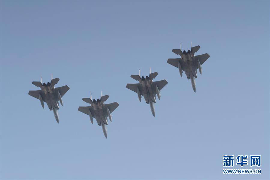 罗马尼亚庆祝空军节罗马尼亚空军节盛大庆祝，展现空中力量的荣耀与辉煌